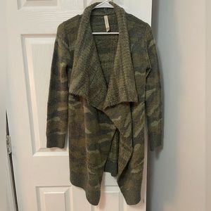 Camo cardigan